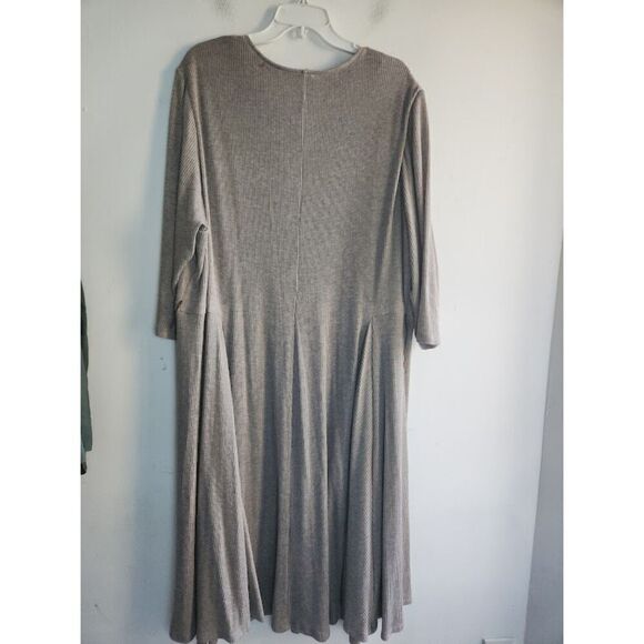 Catherine's Women Taupe Grey Ribbed Knit A-Line Knee Length Dress w/Belt size 3X - Picture 7 of 10